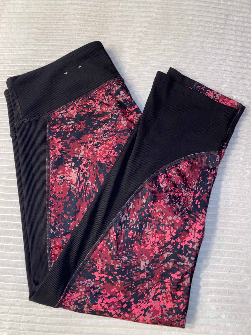tek gear Pink and Black Splash-Print Workout Leggings